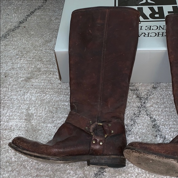 FRYE boots - Picture 6 of 8